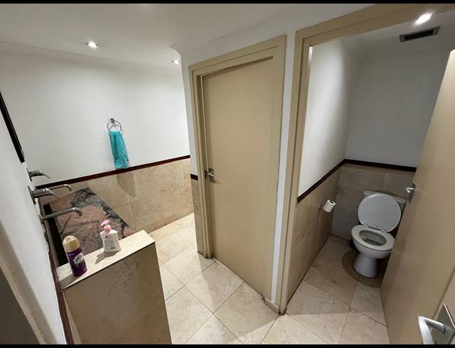 365M² OFFICE TO LET IN NDABENI